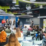 Profesional del eje de Liderazgo y Participación Femenina del Consorcio Science Up ganó en la catego...